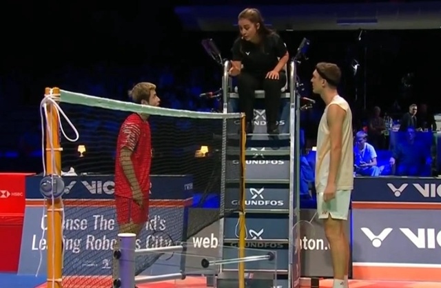 两届奥运会, 不过单项世 两届奥运会, 不过单项世