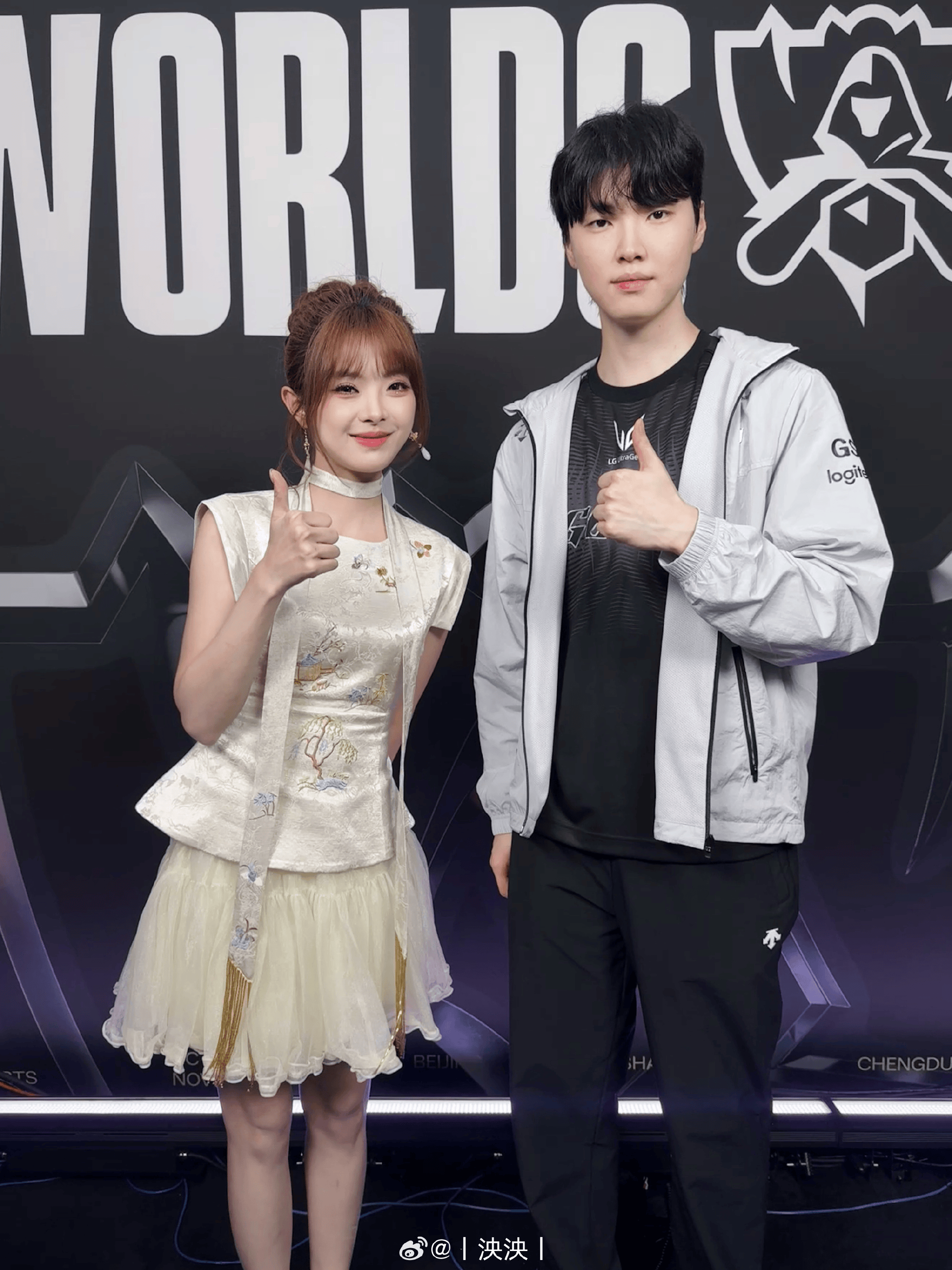 entit, 的选手, 第一次主持